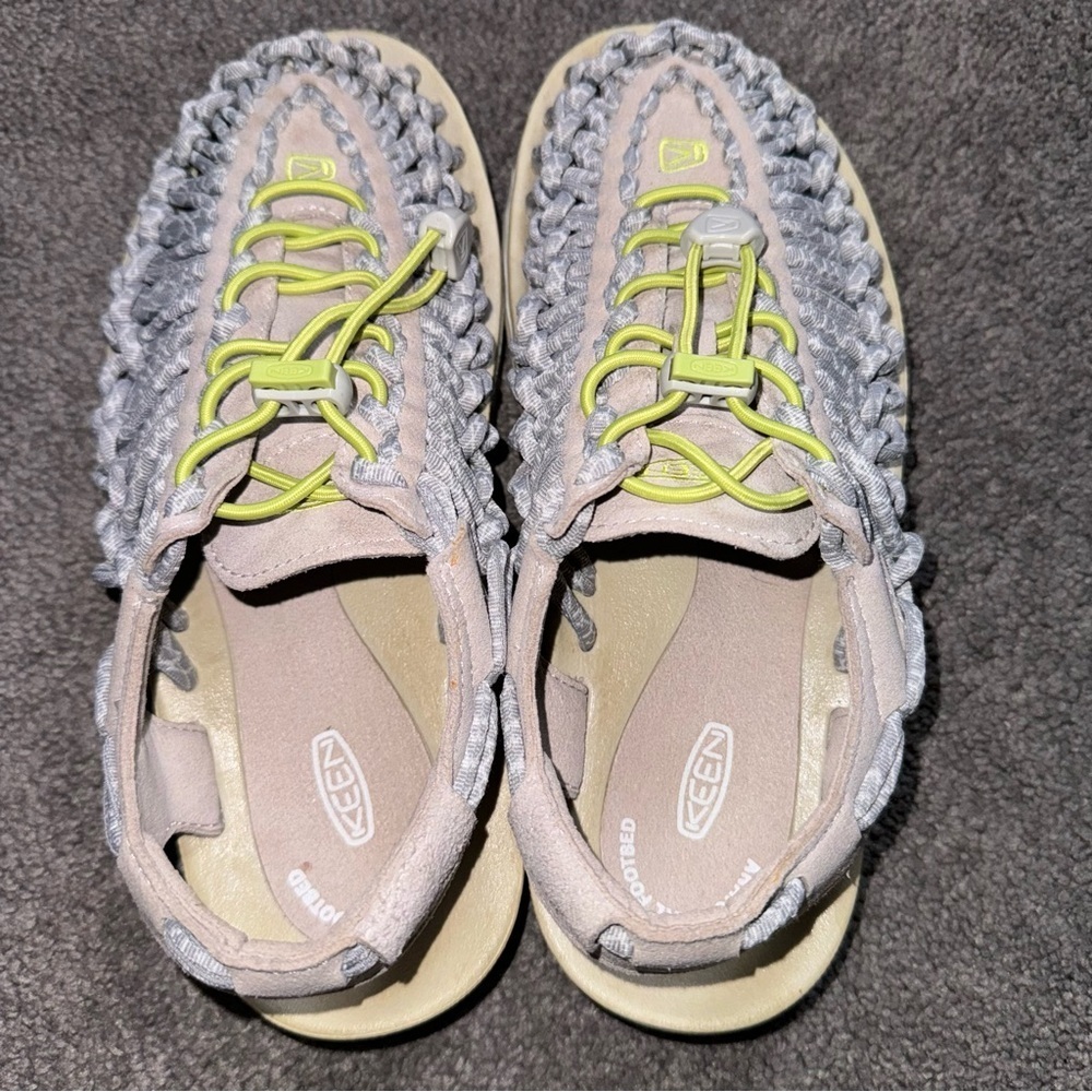 KEEN Womens Uneek Cord Sandals Grey Yellow green  Sz 7